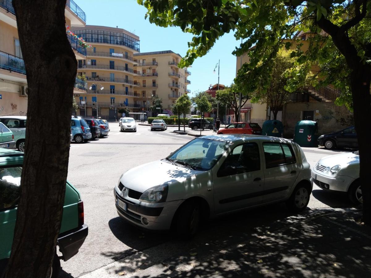 Appartamento Mercatello ซาแลร์โน ภายนอก รูปภาพ